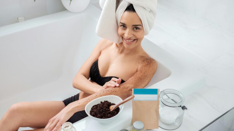 Domowy peeling ciała – Jak stworzyć skuteczny scrub z naturalnych składników