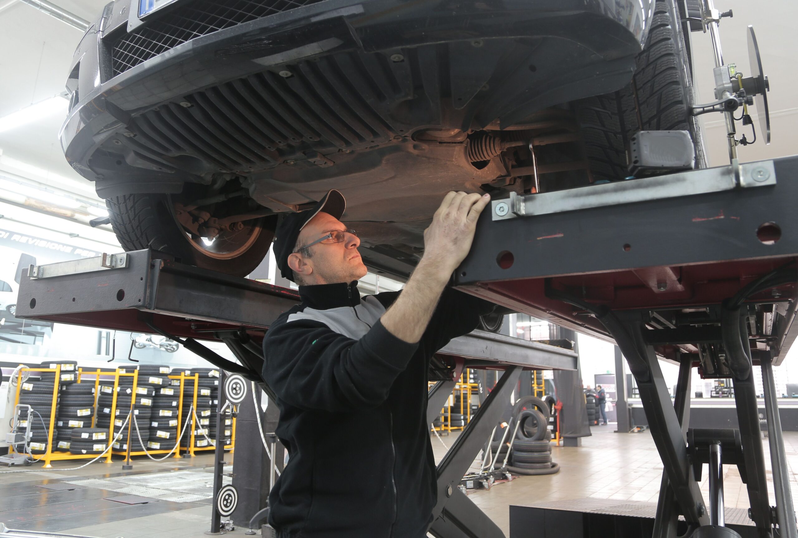 Dlaczego regularne przeglądy auta wpływają na twoje zdrowie i komfort codziennych dojazdów do pracy? Sprawdź, co oferuje serwis Citroen Zielona Góra